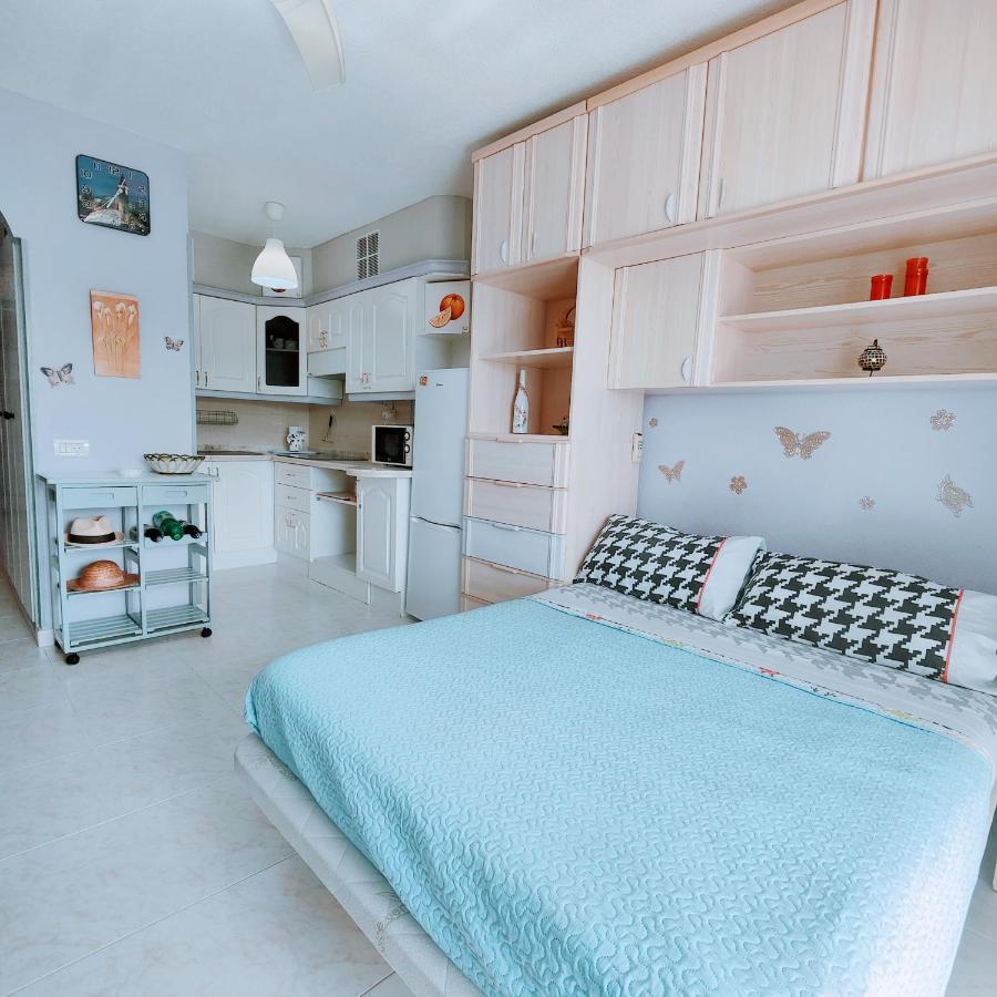 Estudio Colette En Primera Linea De La Playa Los Cristianos  Zewnętrze zdjęcie