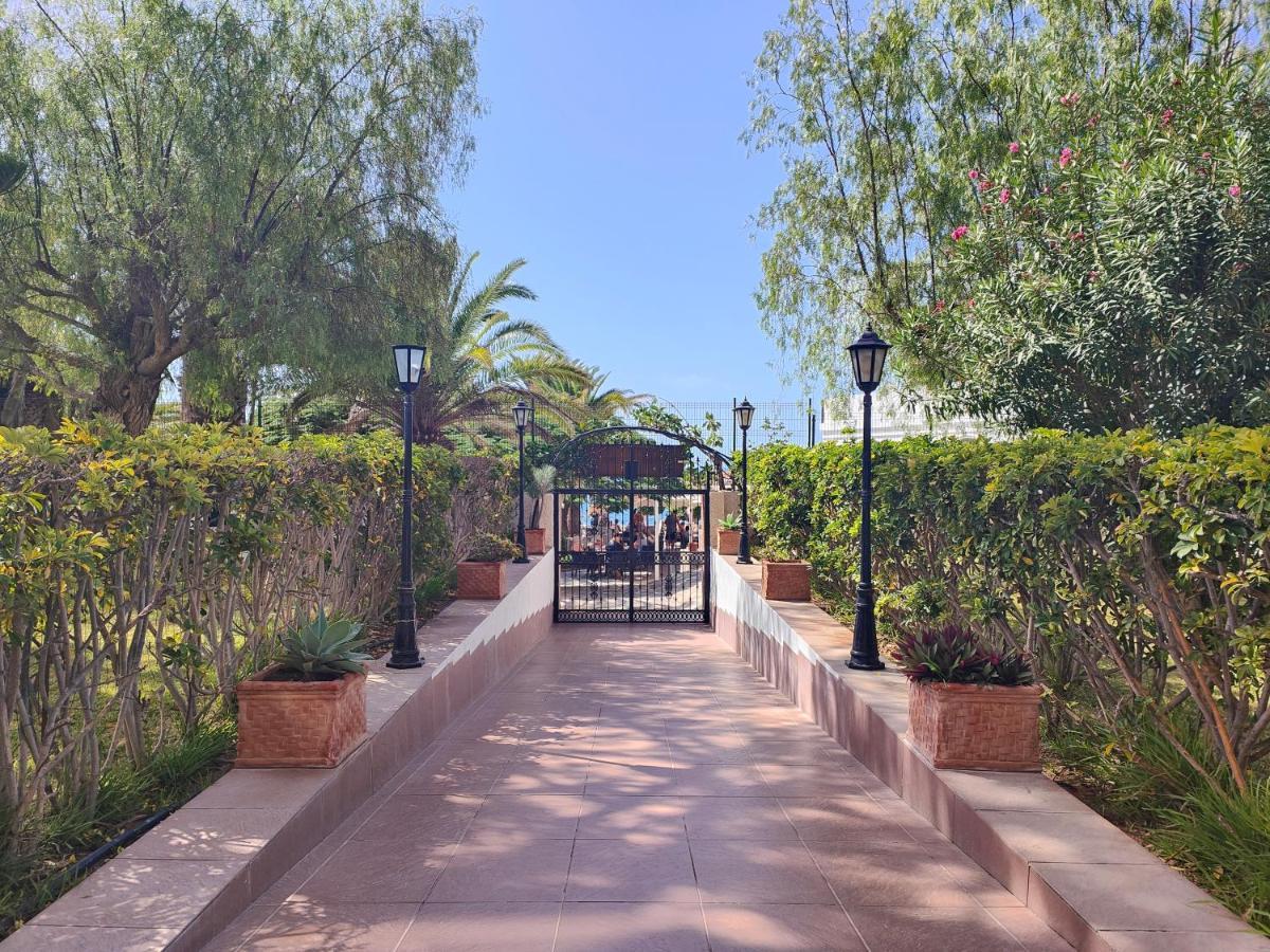 Estudio Colette En Primera Linea De La Playa Los Cristianos  Zewnętrze zdjęcie